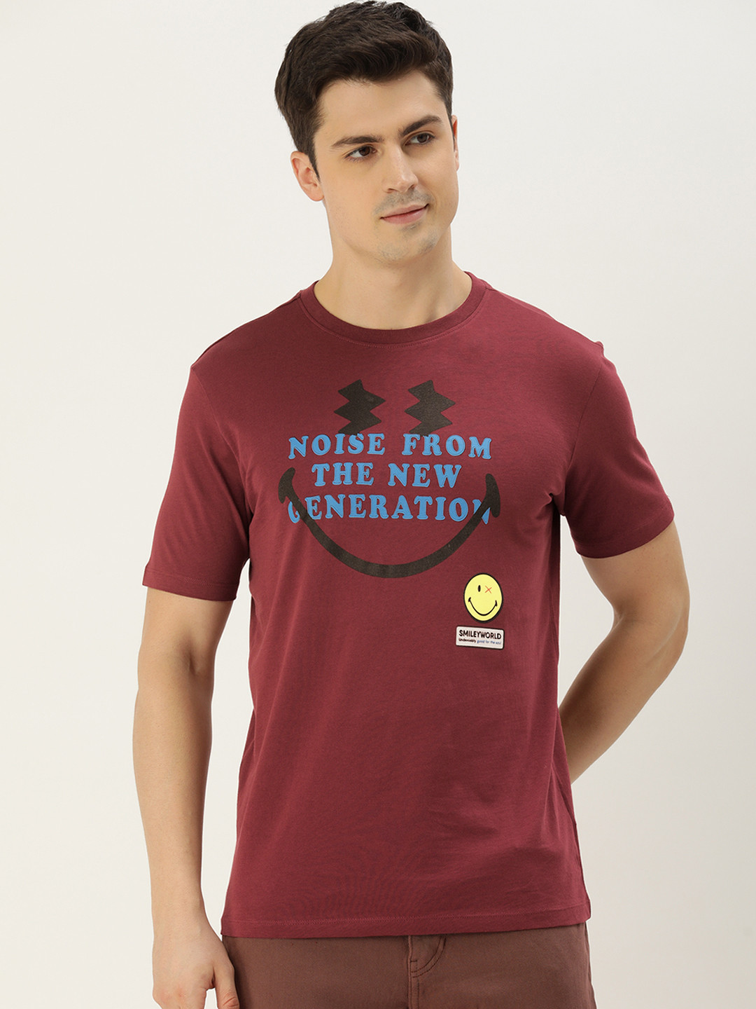 

Smiley Men Typography Printed T-shirt, Burgundy