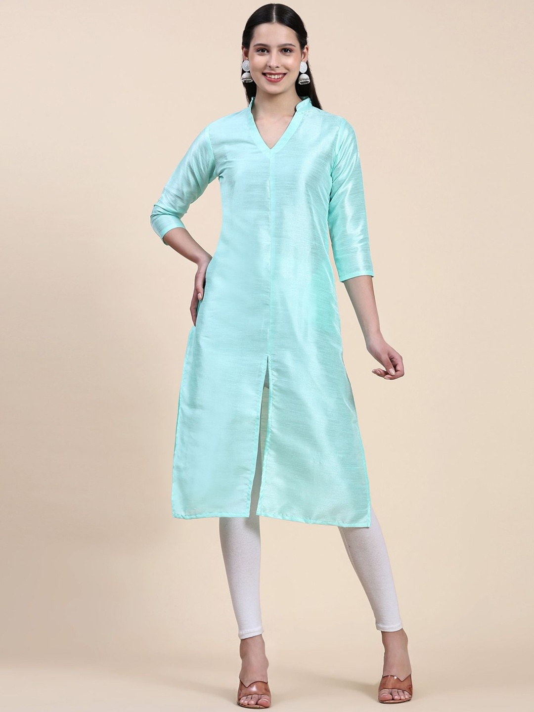 

Phenav Mandarin Collar Dupion Silk Kurta, Blue