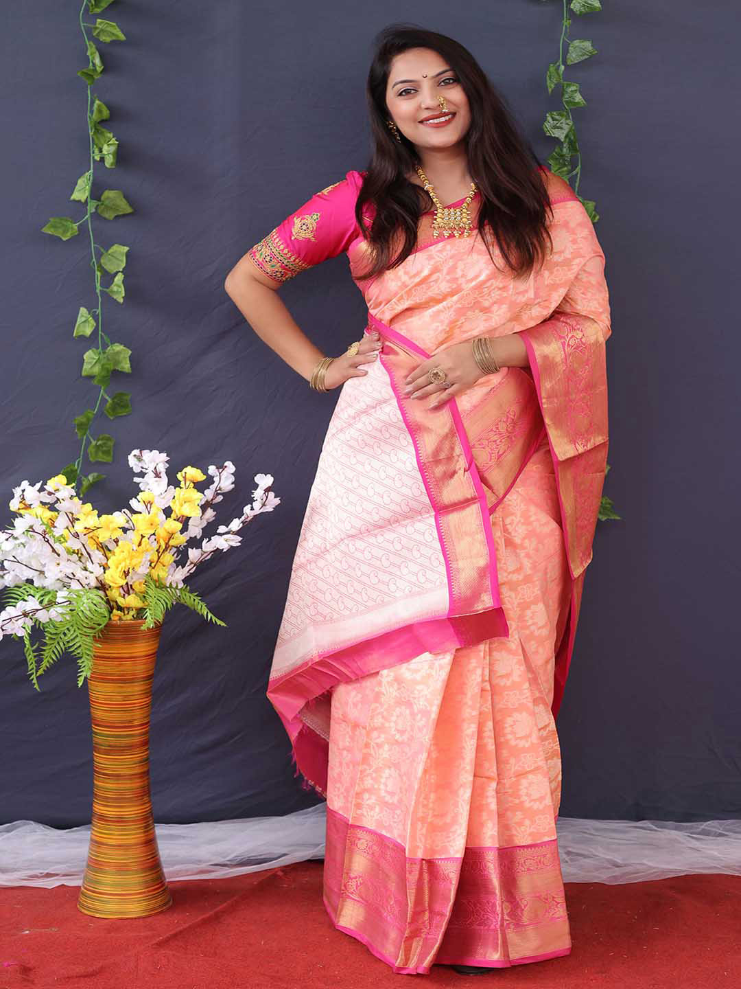 

Mitera Floral Woven Design Zari Art Silk Saree, Peach
