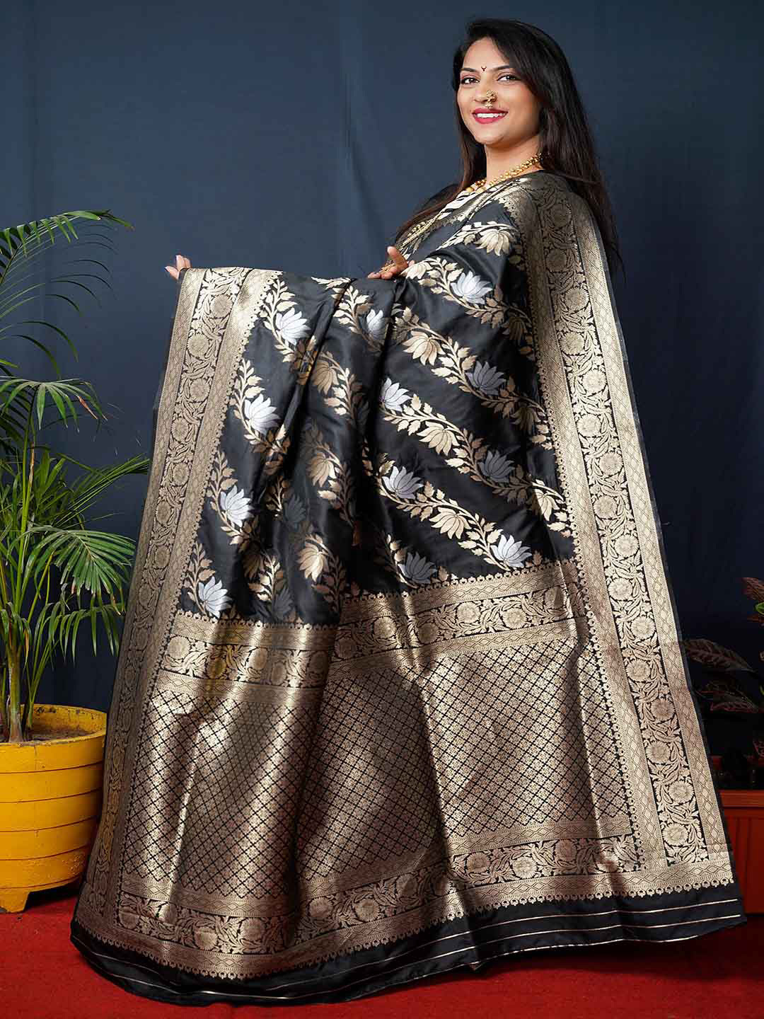 

Mitera Black & Gold-Toned Ethnic Motifs Woven Design Zari Banarasi Silk Saree