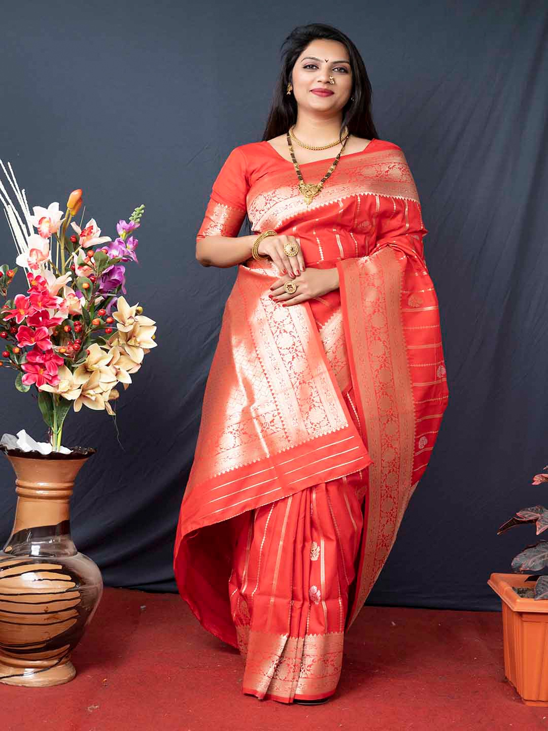 

Mitera Ethnic Motifs Woven Design Zari Art Silk Saree, Red