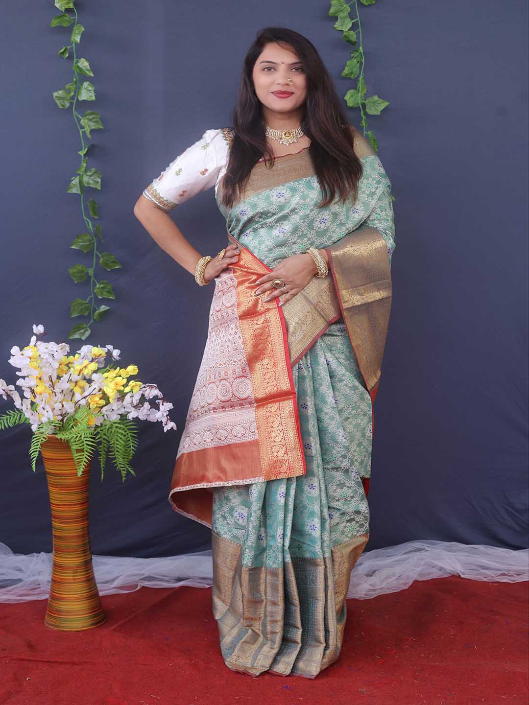 

Mitera Floral Woven Design Zari Art Silk Saree, Turquoise blue