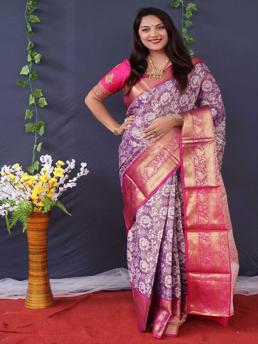 

Mitera Purple & Gold-Toned Floral Woven Design Zari Art Silk Saree