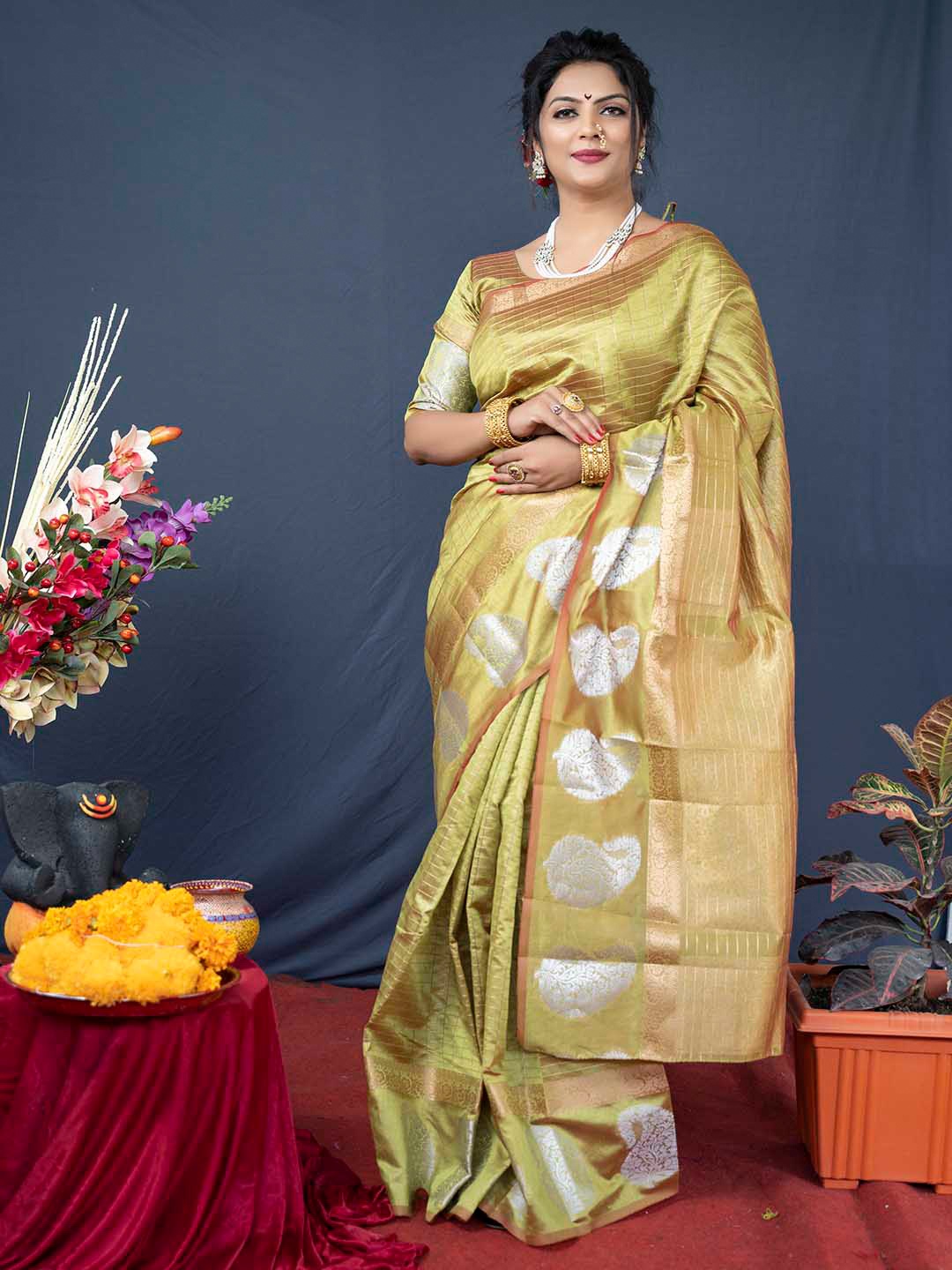 

Mitera Checked Woven Design Zari Linen Blend Saree, Green