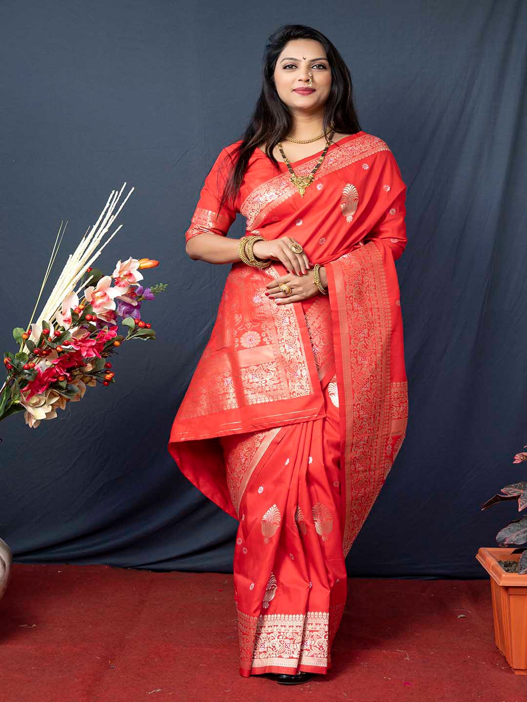 

Mitera Ethnic Motifs Woven Design Zari Art Silk Saree, Red