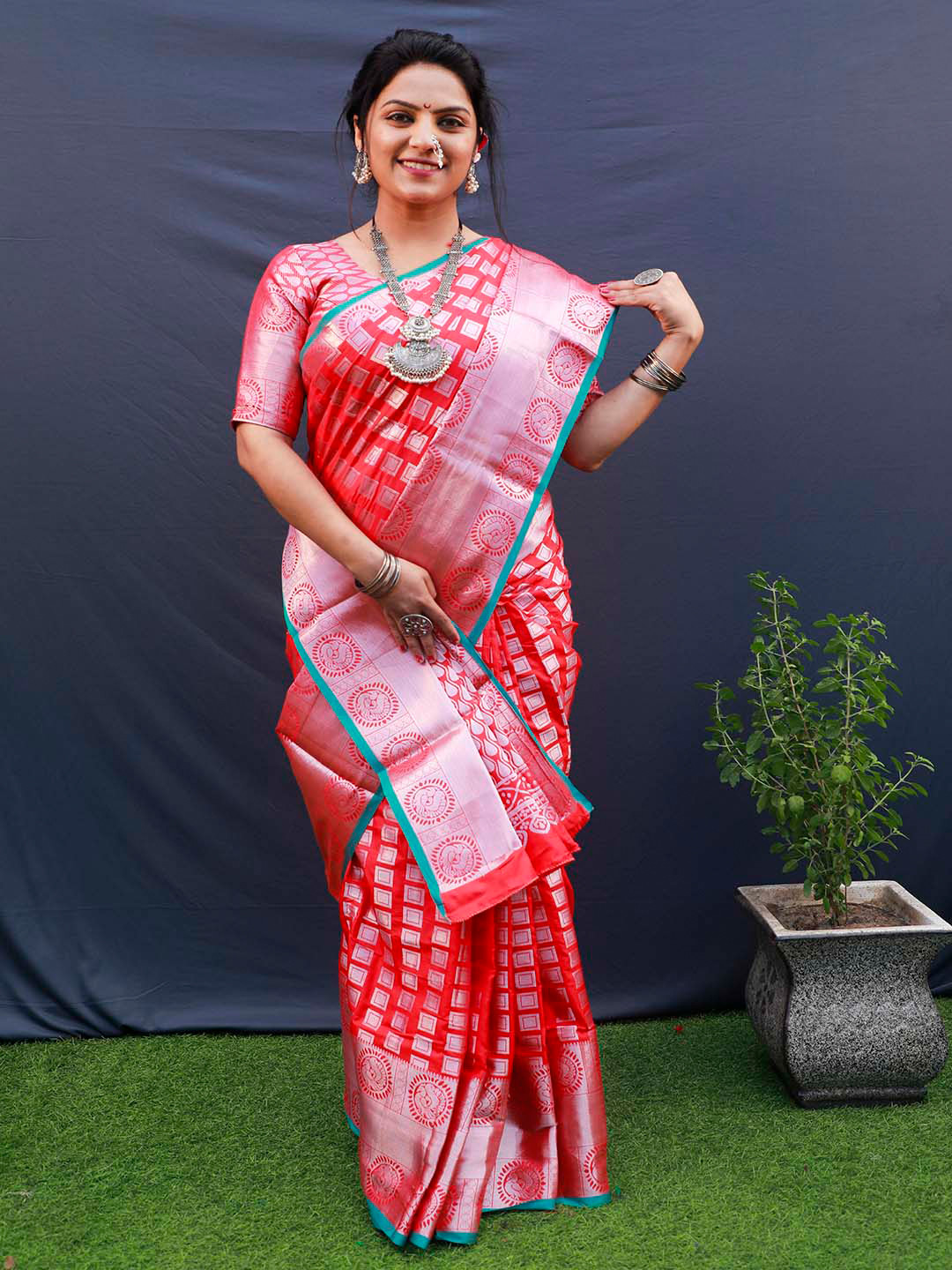 

Mitera Red & Silver-Toned Geometric Woven Design Zari Art Silk Saree