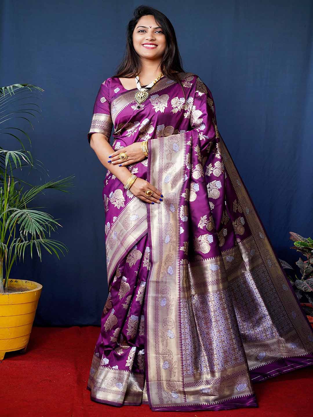 

Mitera Purple & Gold-Toned Ethnic Motifs Woven Design Zari Art Silk Saree