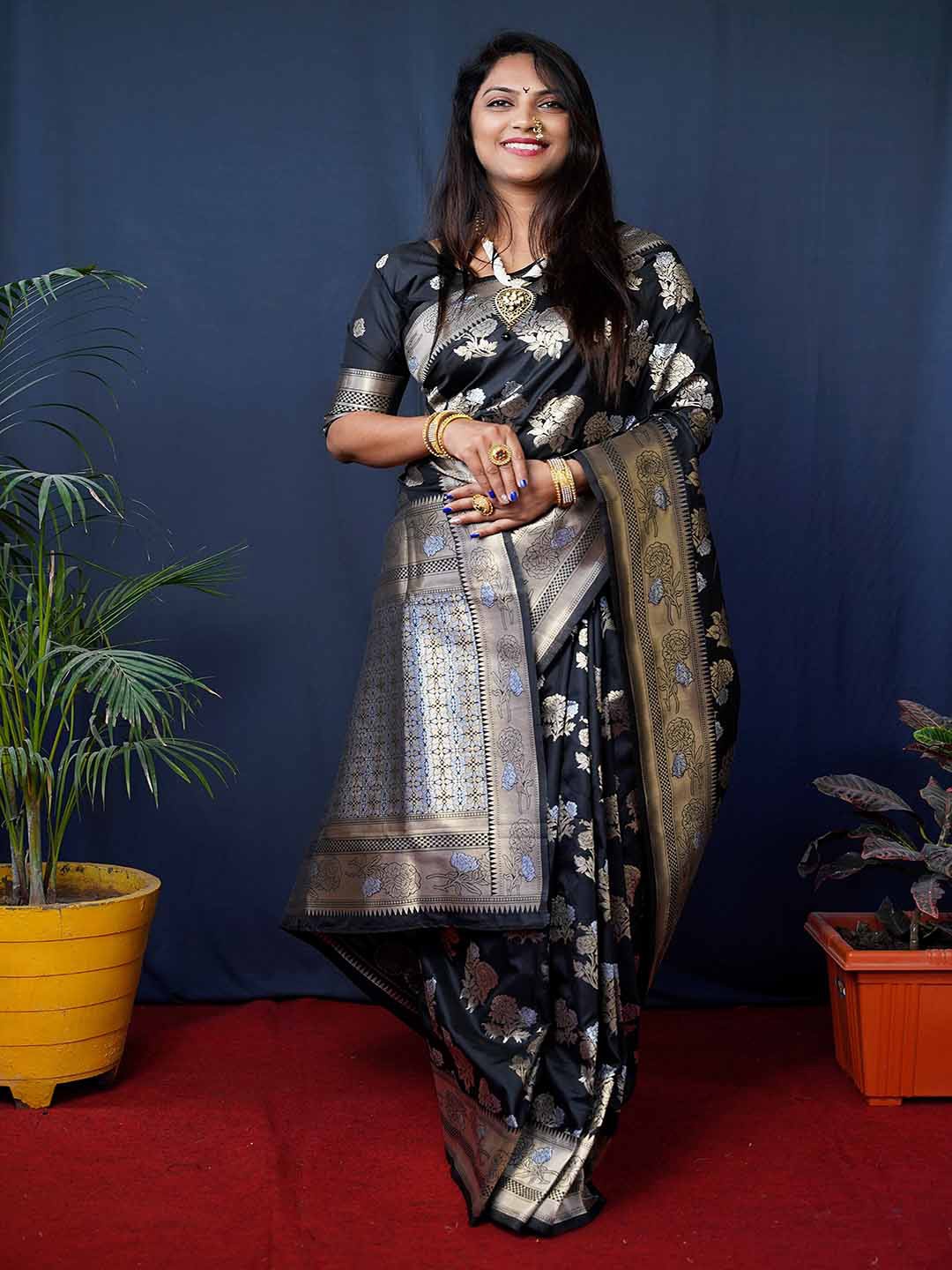 

Mitera Black & Silver-Toned Floral Woven Design Zari Saree