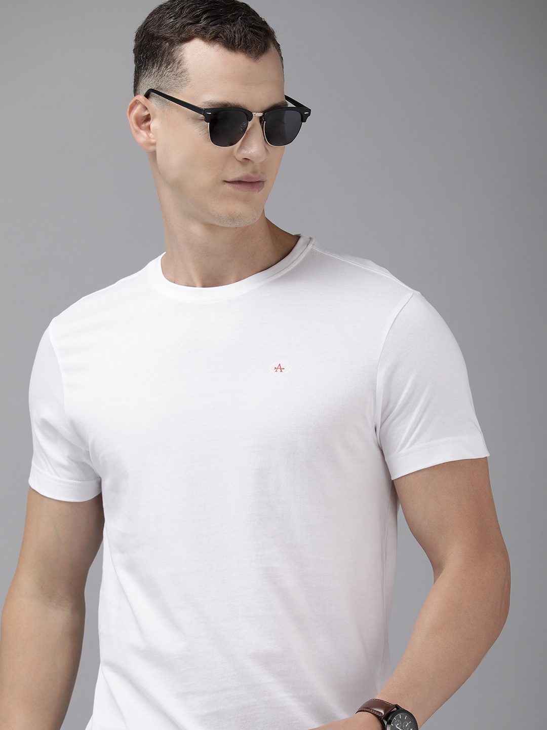 

Arrow Pure Cotton Round Neck Solid Regular Fit Casual T-shirt, White