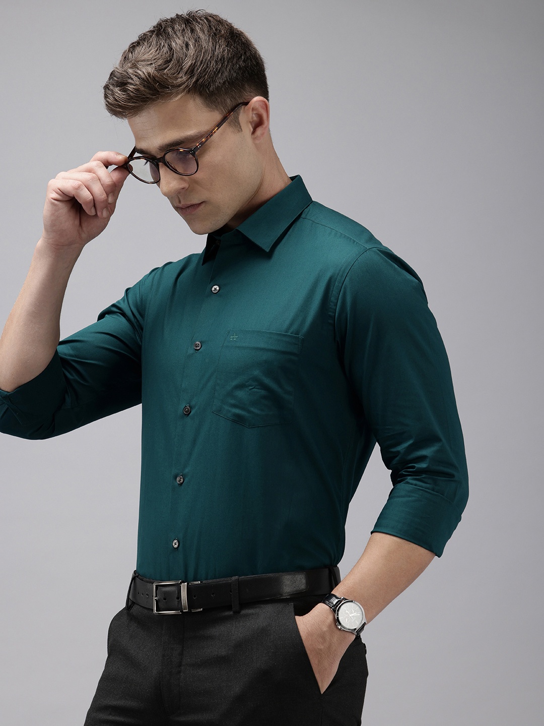 

Arrow Men Pure Cotton Manhattan Slim Fit Opaque Formal Shirt, Green