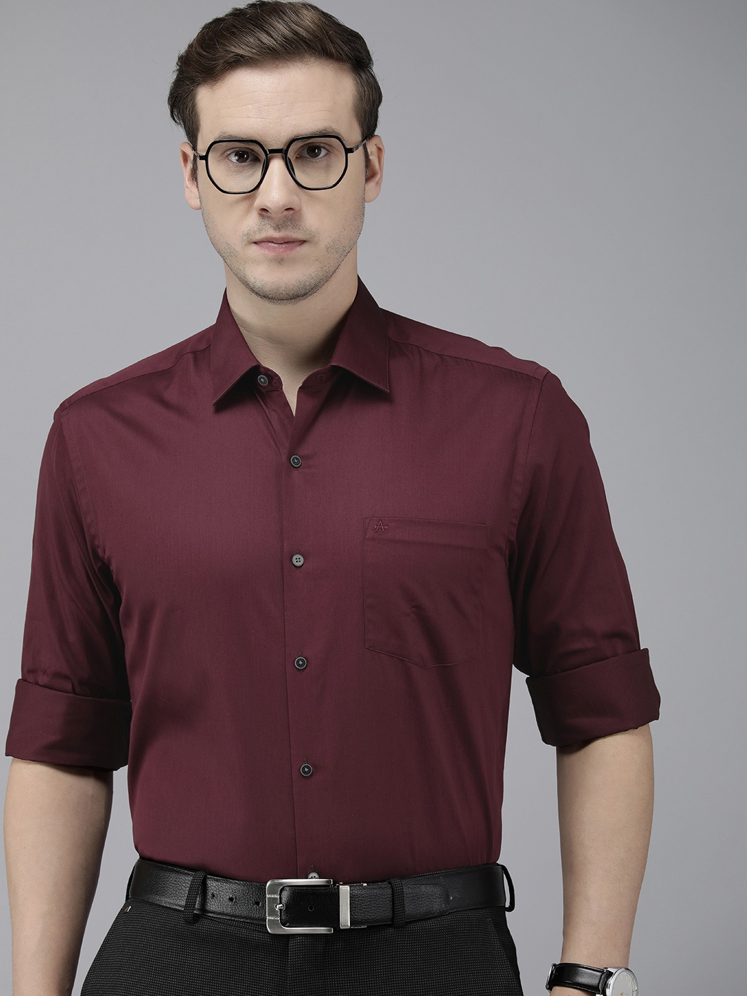 Arrow Solid Pure Cotton Manhattan Slim Fit Formal Shirt, Burgundy