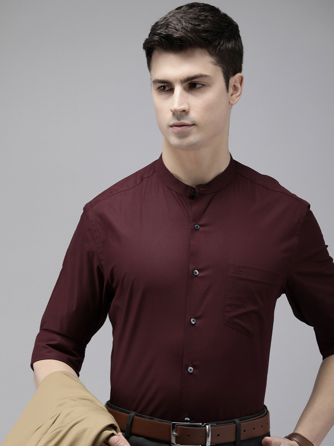 

Arrow Pure Cotton Solid Manhattan Slim Fit Formal Shirt, Burgundy