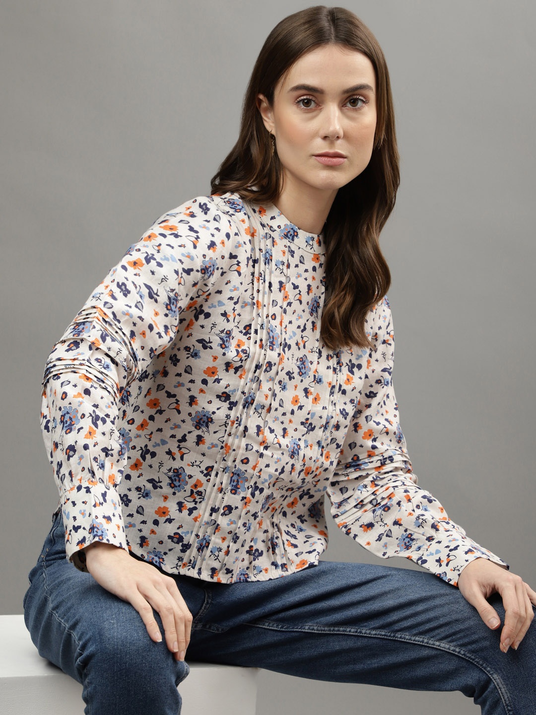 

Iconic Floral Printed Mandarin Collar Linen Top, White