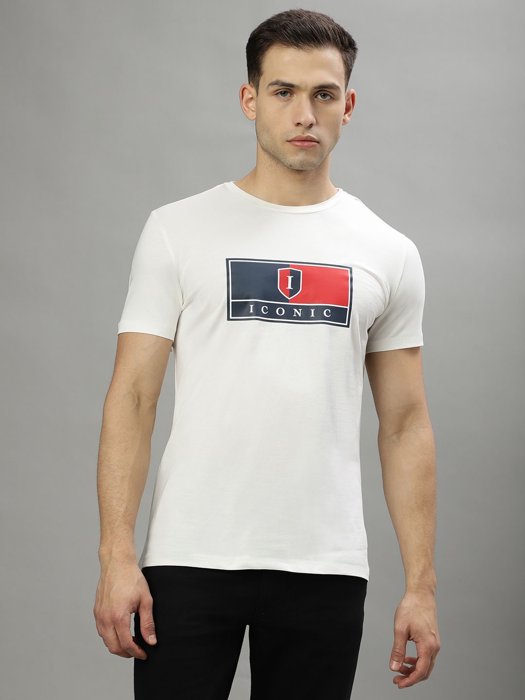 

Iconic Round Neck Regular Fit T-shirt, White