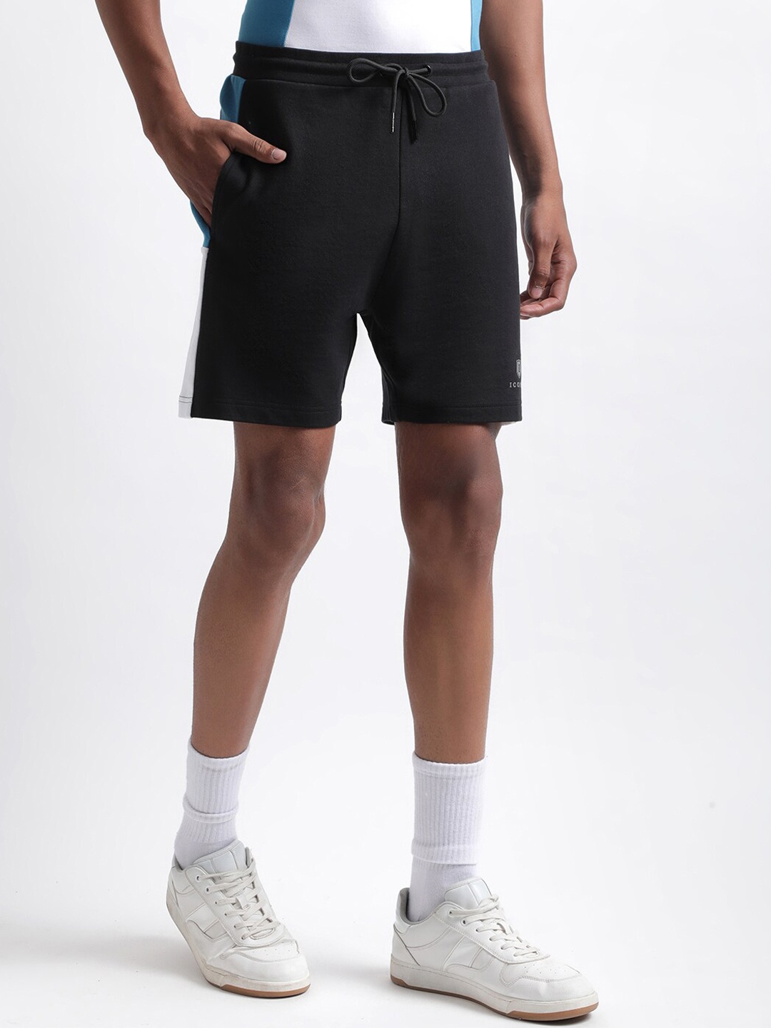 

Iconic Men Colourblocked Pure Cotton Sports Shorts, Black