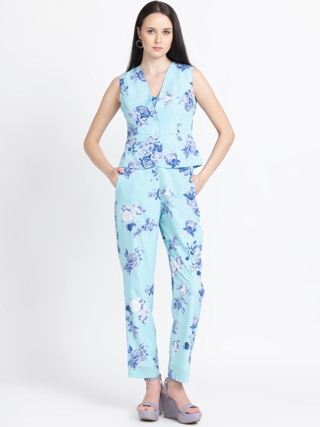 

SHAYE Floral Printed Sleeveless Top & Trouser Co-Ords, Blue