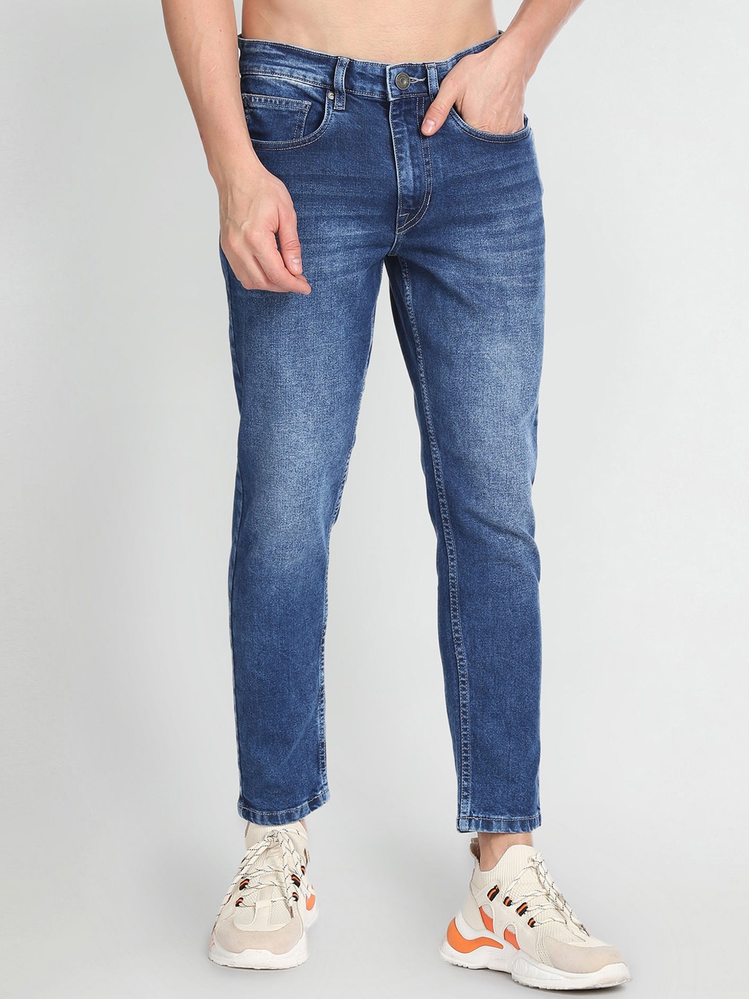 

Flying Machine Men Tapered Fit Light Fade Stretchable Jeans, Blue