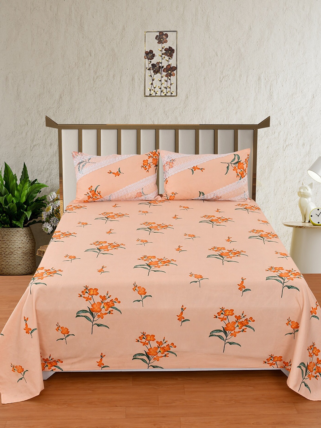 

BELVOSTUM Peach-Coloured & Green Floral Cotton 210 TC King Bedsheet With 2 Pillow Covers