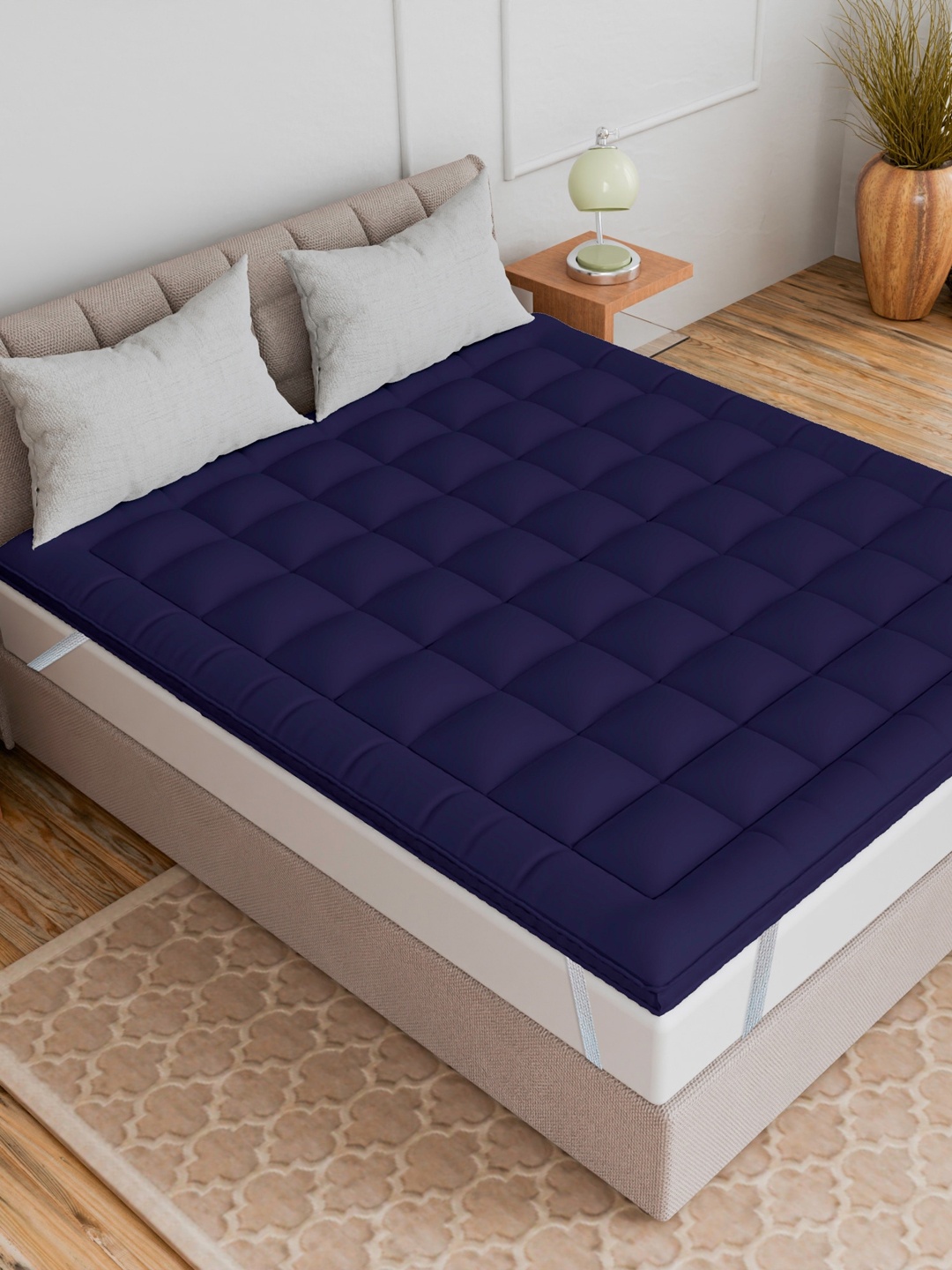 

CURIOUS LIFESTYLE Blue 1000 GSM Microfibre King Size Mattress Topper