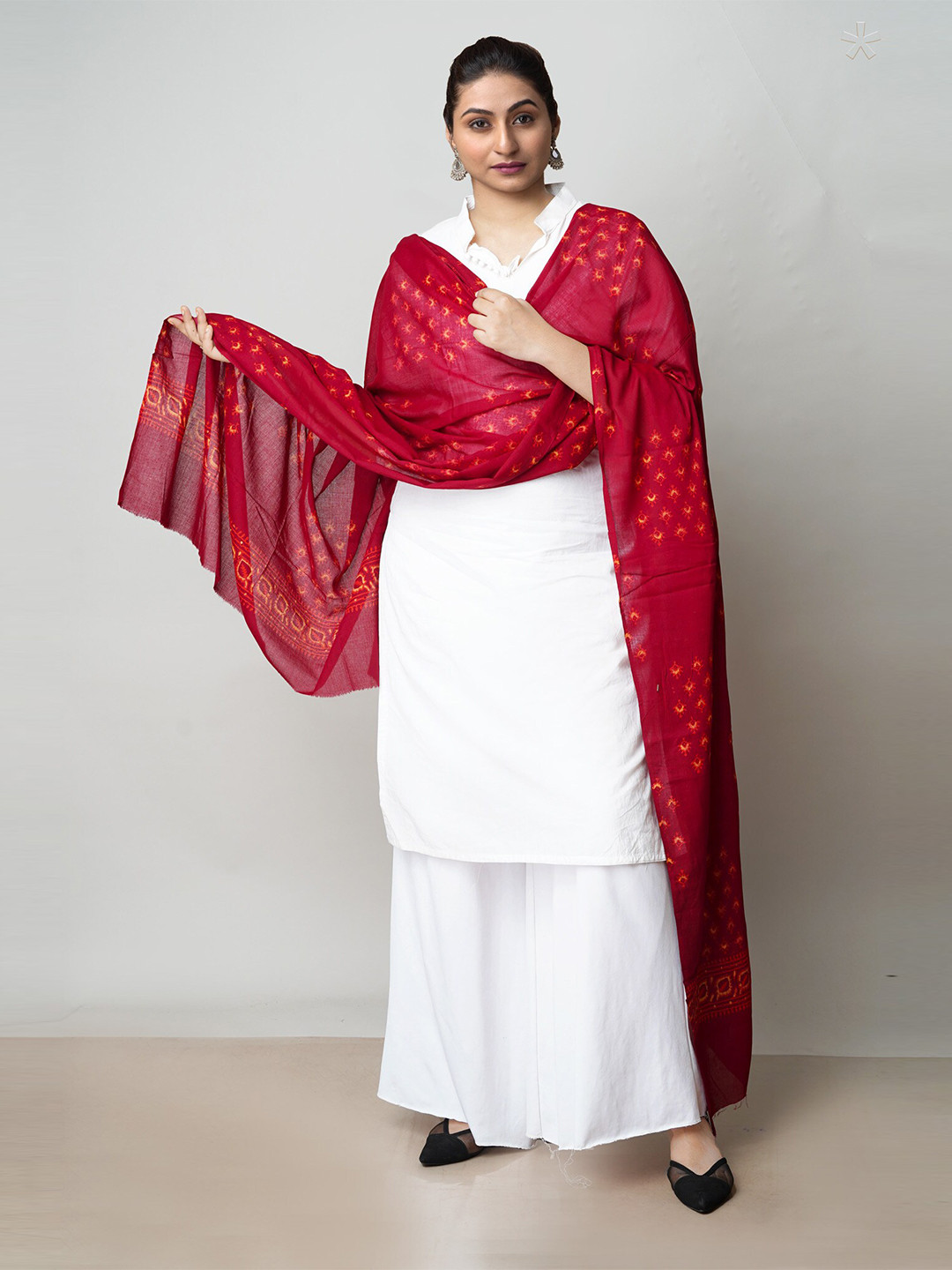 

Unnati Silks Ethnic Motifs Printed Pure Cotton Dupatta, Maroon