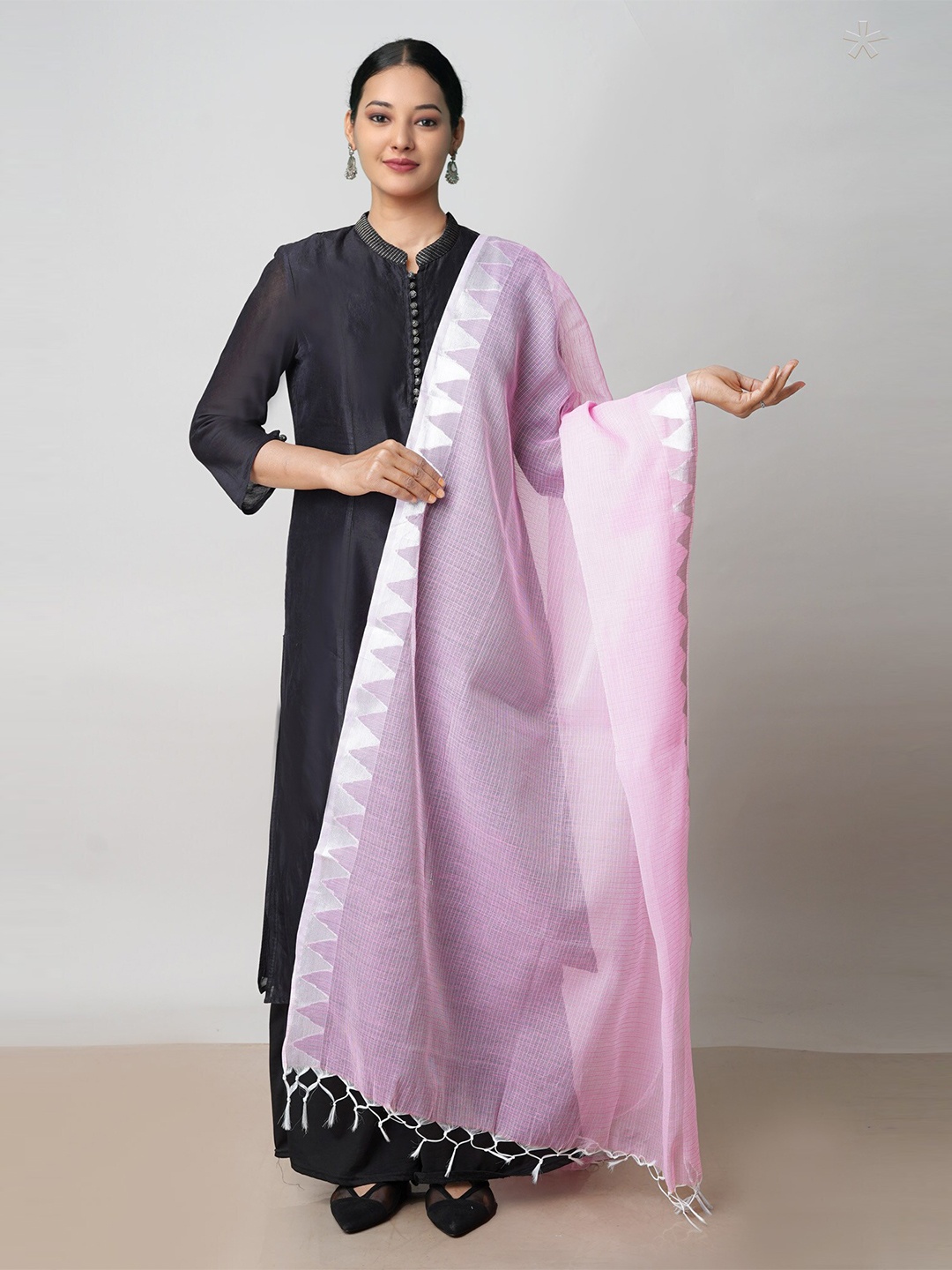 

Unnati Silks Checked Woven Design Zari Pure Cotton Dupatta, Pink