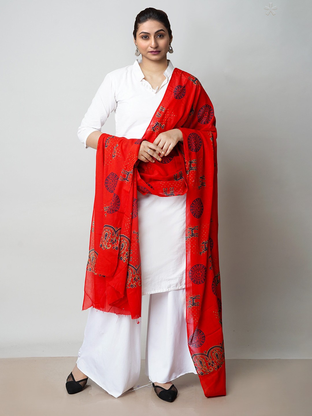 

Unnati Silks Ethnic Motifs Printed Pure Cotton Dupatta, Red
