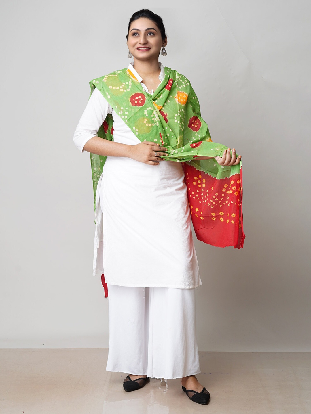 

Unnati Silks Bandhani Printed Pure Cotton Dupatta, Green