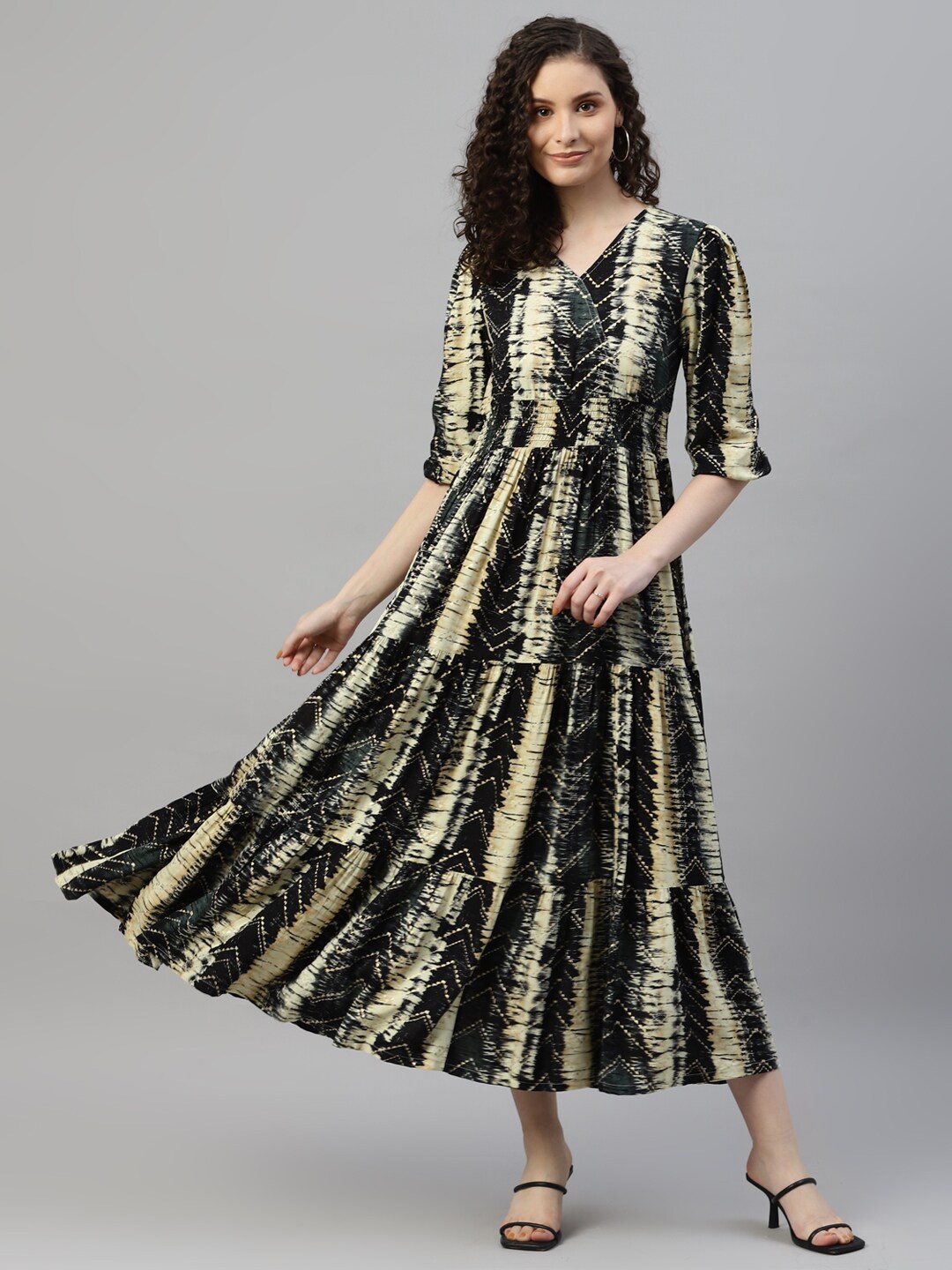 

DEEBACO Abstract Printed V-Neck Smocked Tiered Fit & Flare Maxi Dress, Black