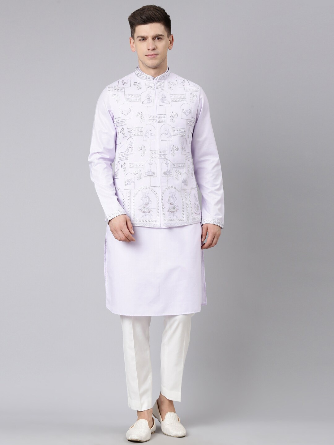 

TheEthnic.Co Mandarin Collar Kurta & Pyjamas With Jacket, Purple