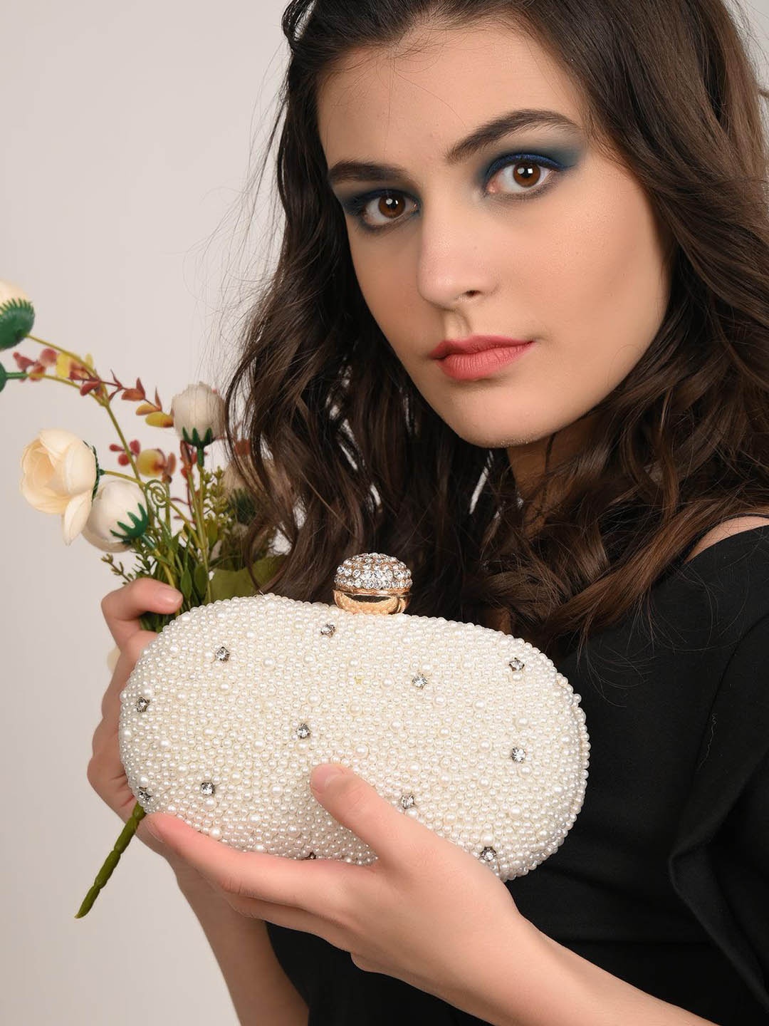 

ODETTE Embellished Clutch, White