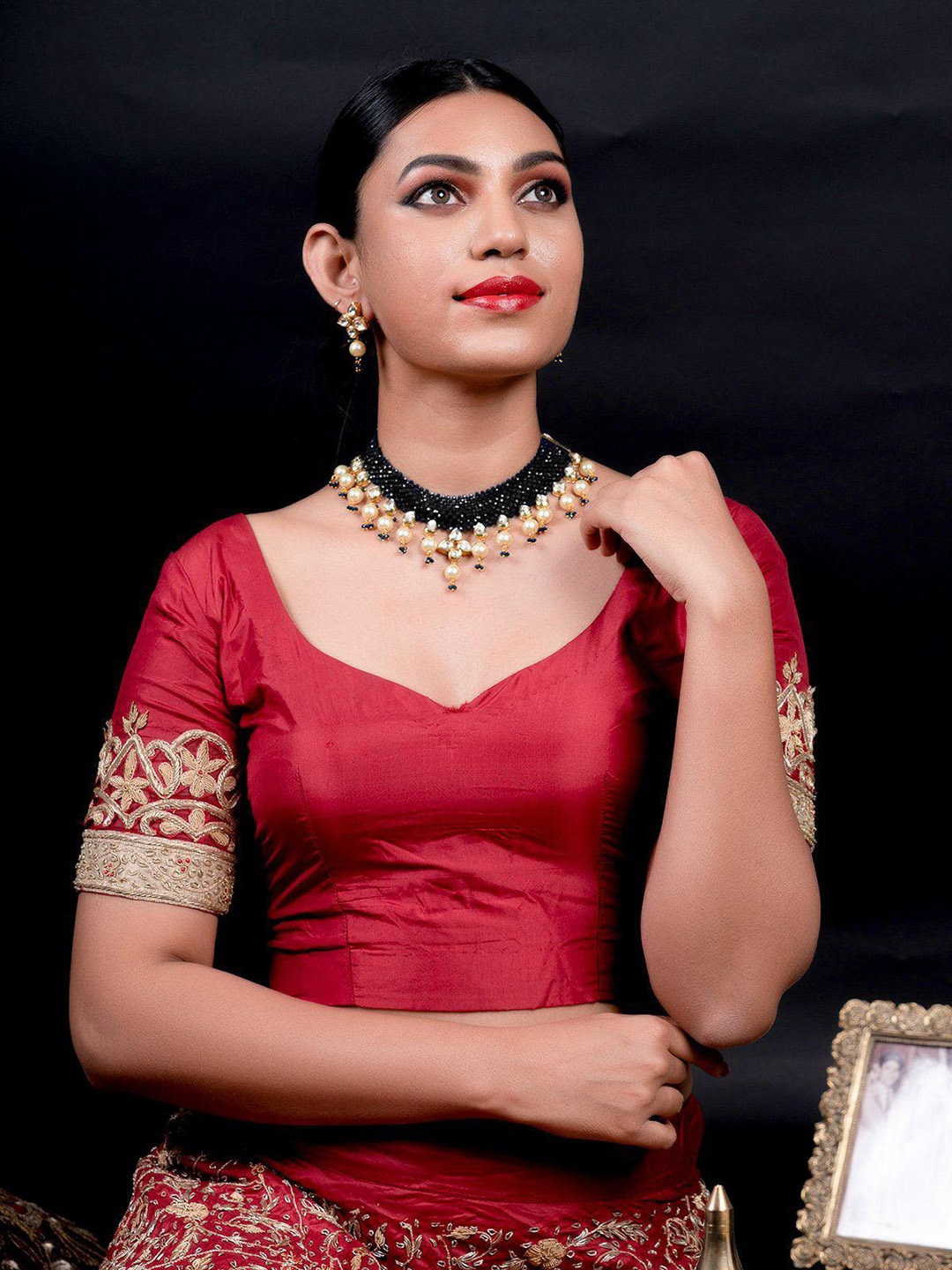 ODETTE Gold-Plated Pearl & Kundan Studded Jewellery Set
