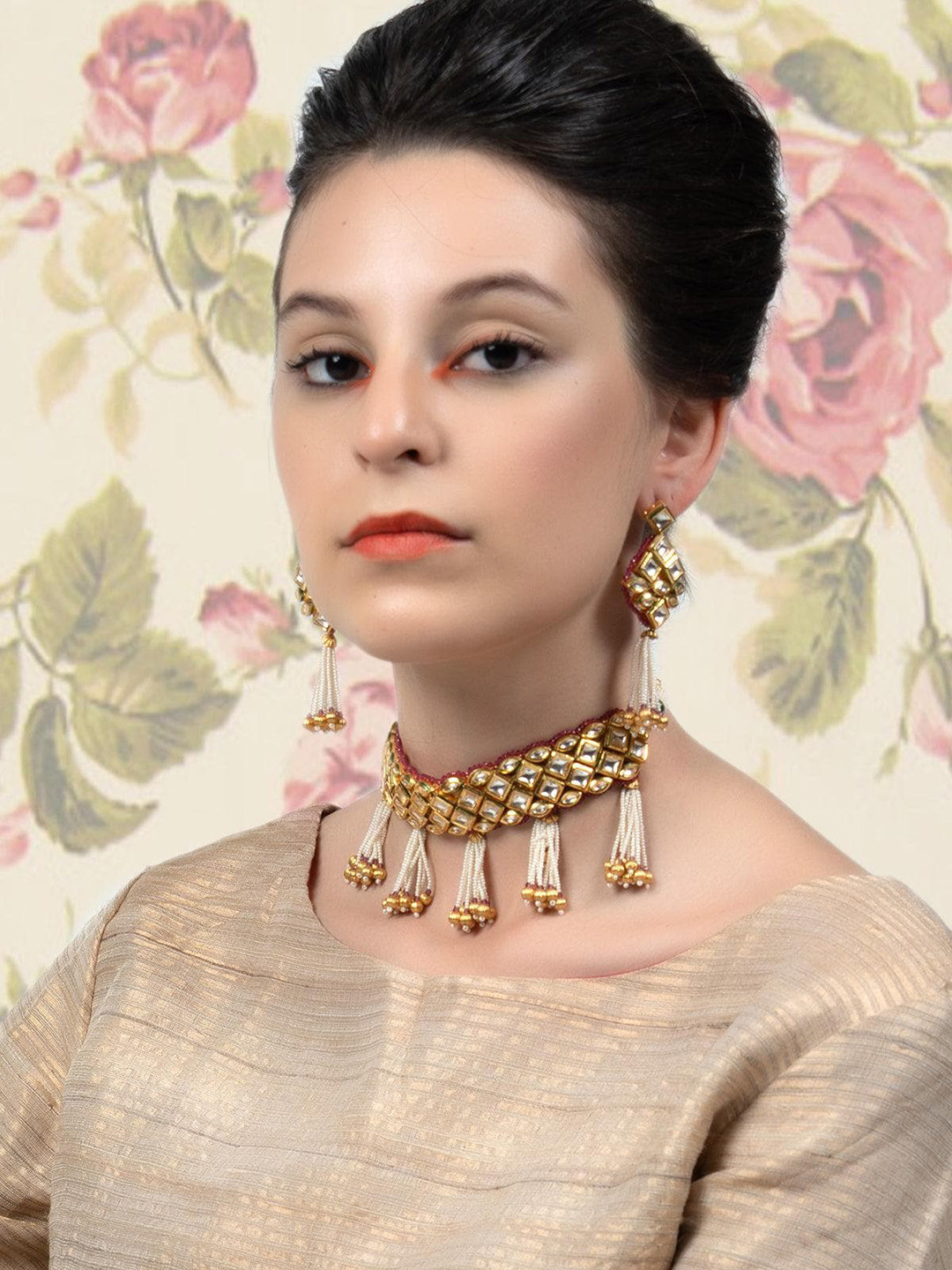 

ODETTE Gold-Plated Kundan Studded Choker Necklace With Earrings
