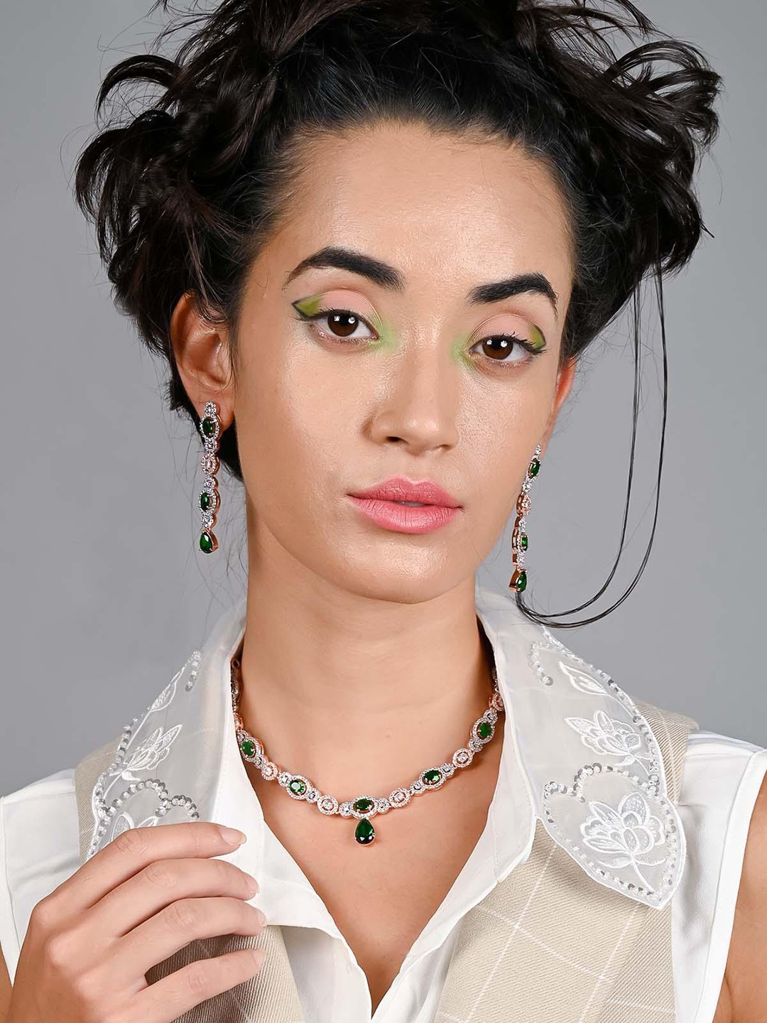 

ODETTE Gold-Plated Necklace & Earrings Set