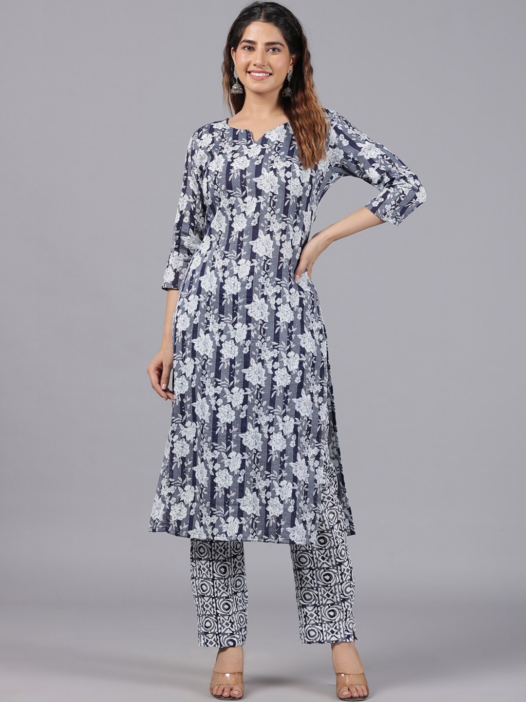 

PARCHHAI Floral Printed Pure Cotton Kurta with Trousers, Navy blue