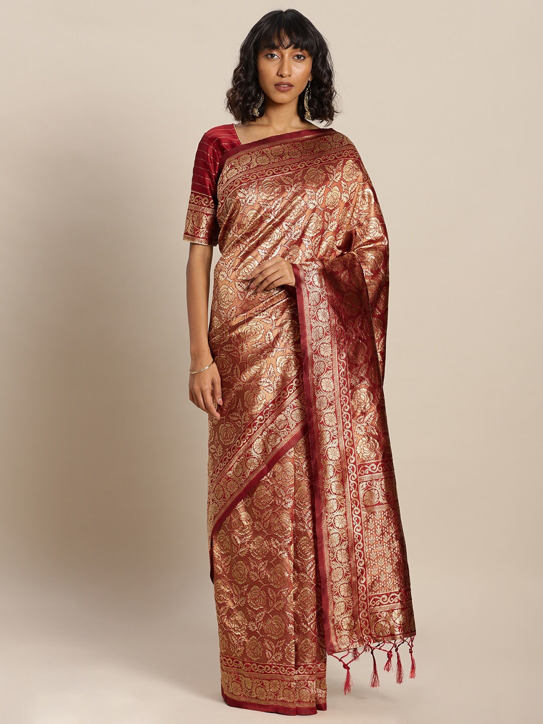 

Ishin Floral Woven Design Zari Banarasi Saree, Maroon