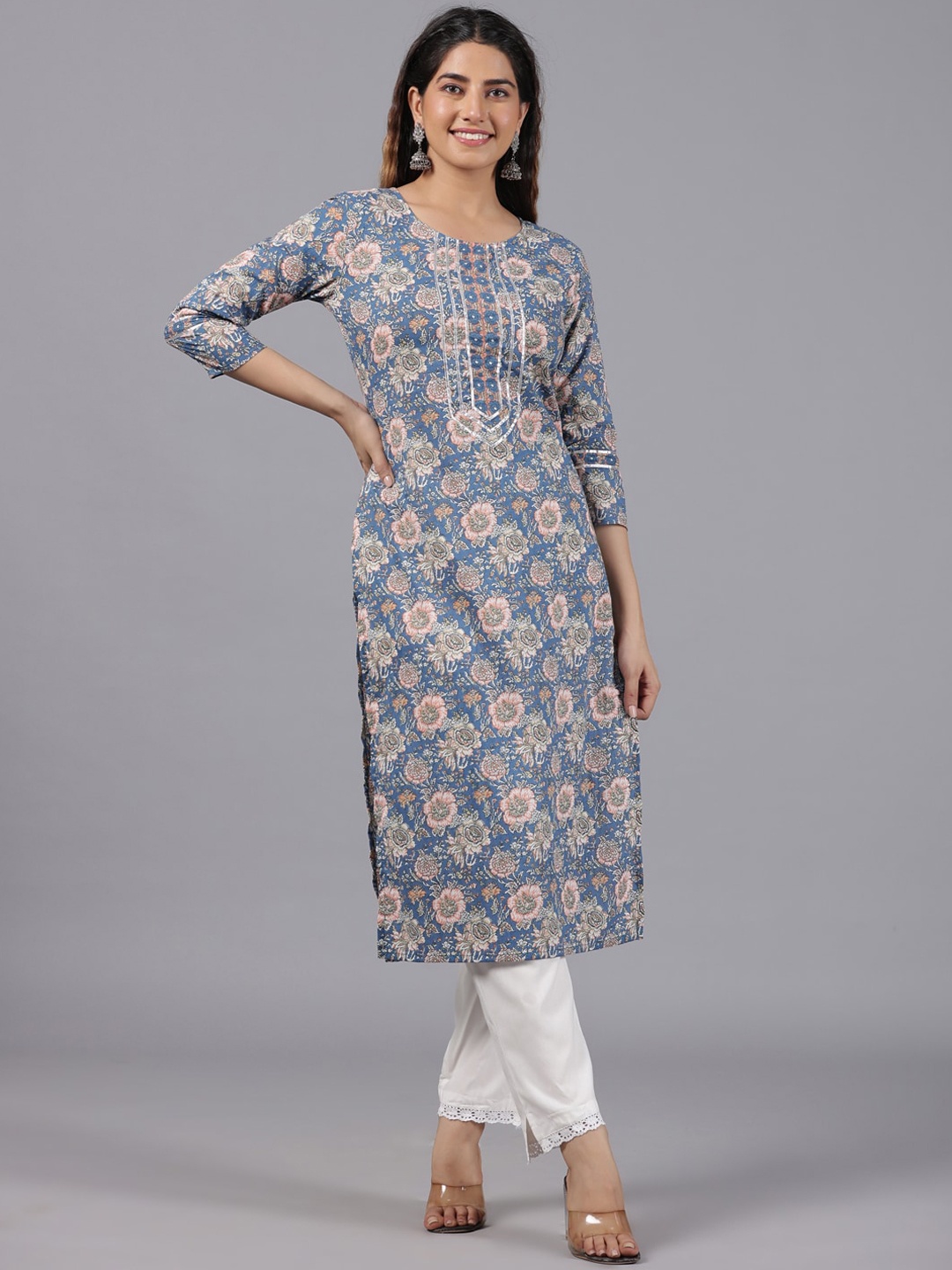 

PARCHHAI Floral Printed Gotta Patti Cotton Kurta, Blue