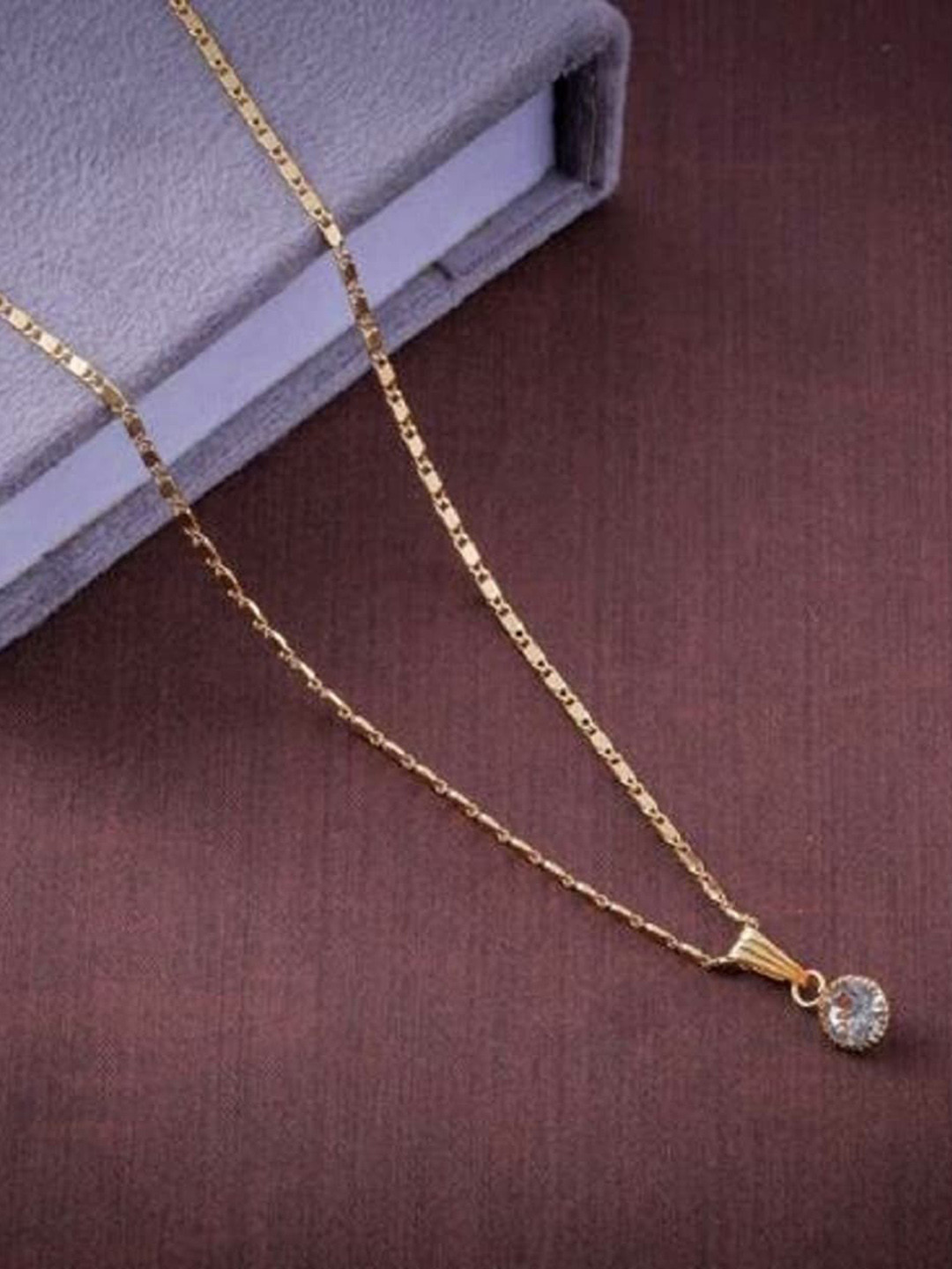 

JEWEL WORLD Set Of 3 Gold-Plated Stone-Studded & Beaded Mangalsutra