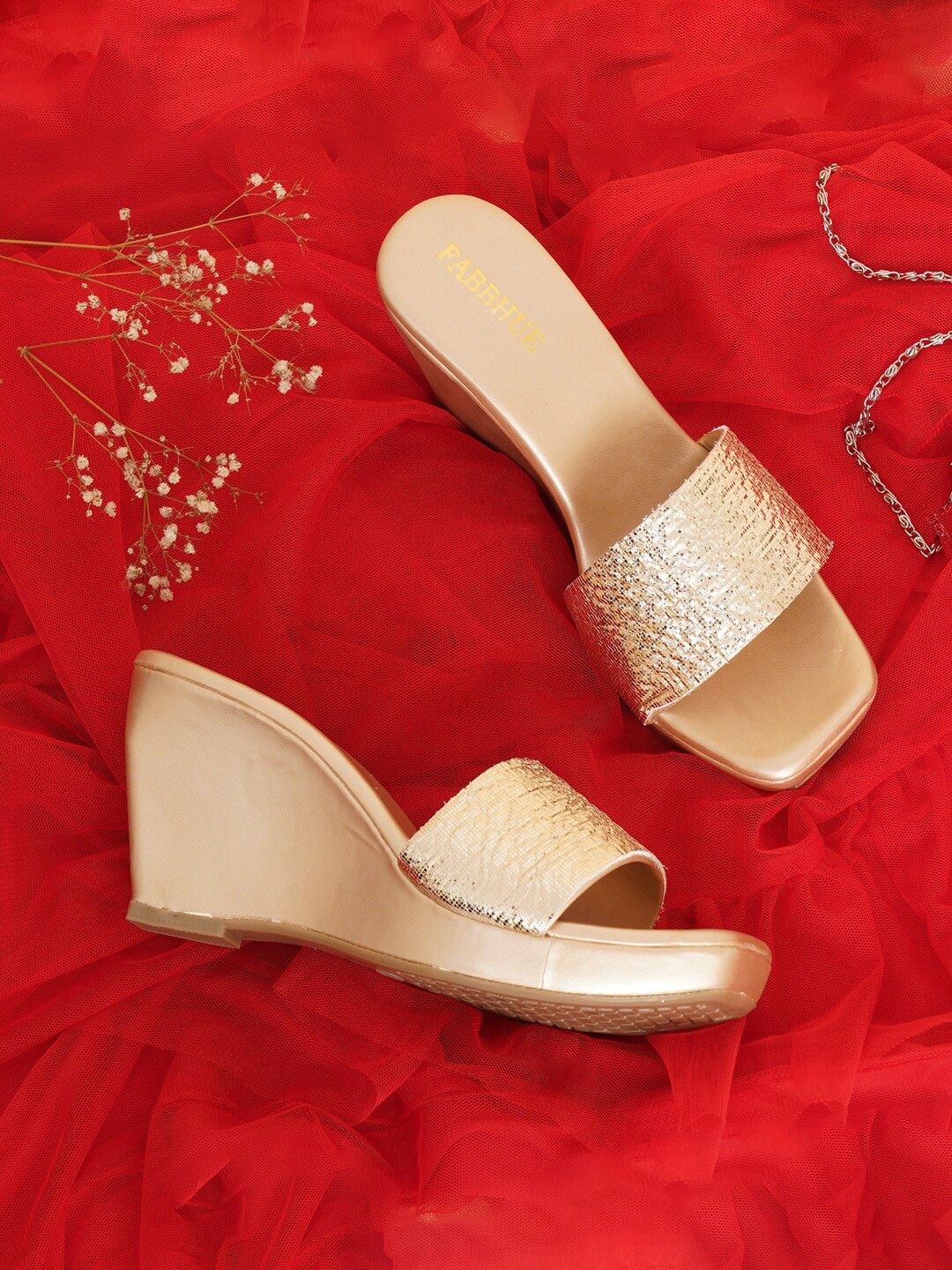 

FABBHUE Embellished Open Toe Wedges, Gold