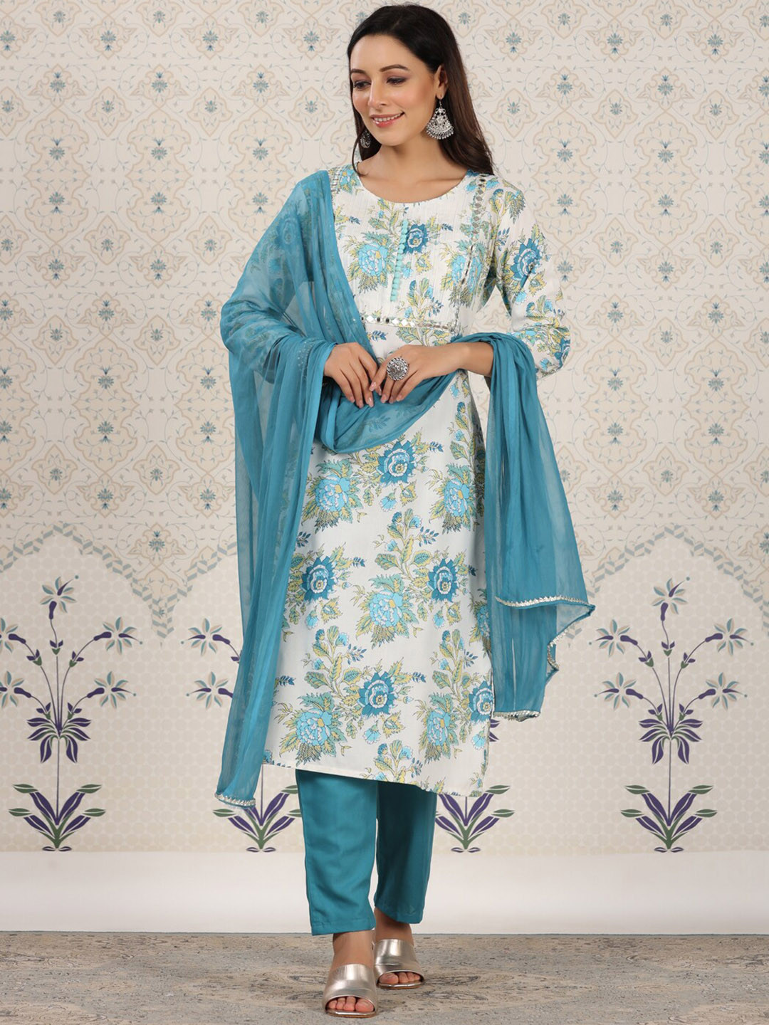

Ode by House of Pataudi Floral Printed Regular Kurta With Trousers & With Dupatta, White