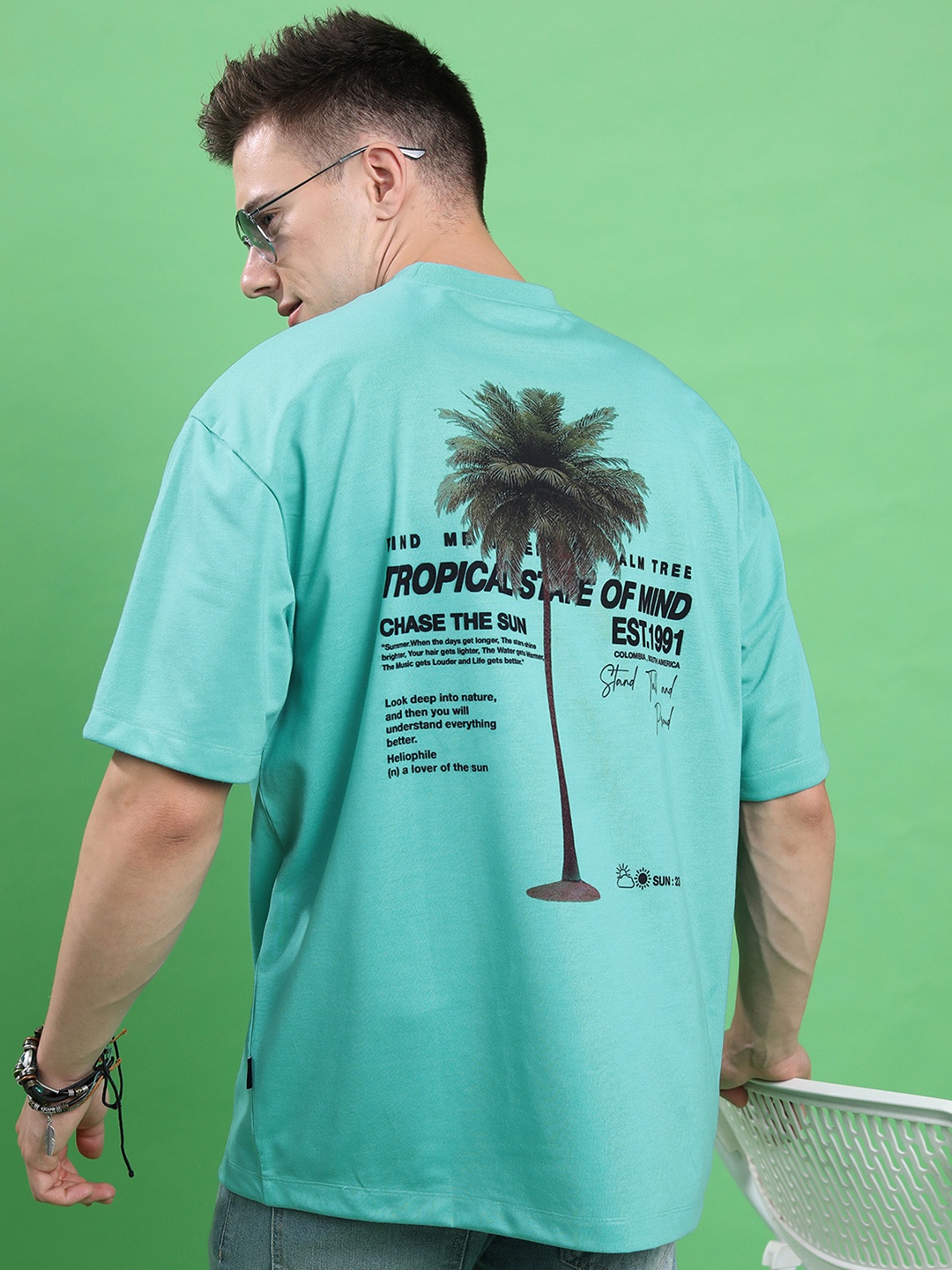 

HIGHLANDER Unisex Typography Printed Drop-Shoulder Sleeves Oversized Tshirt, Turquoise blue