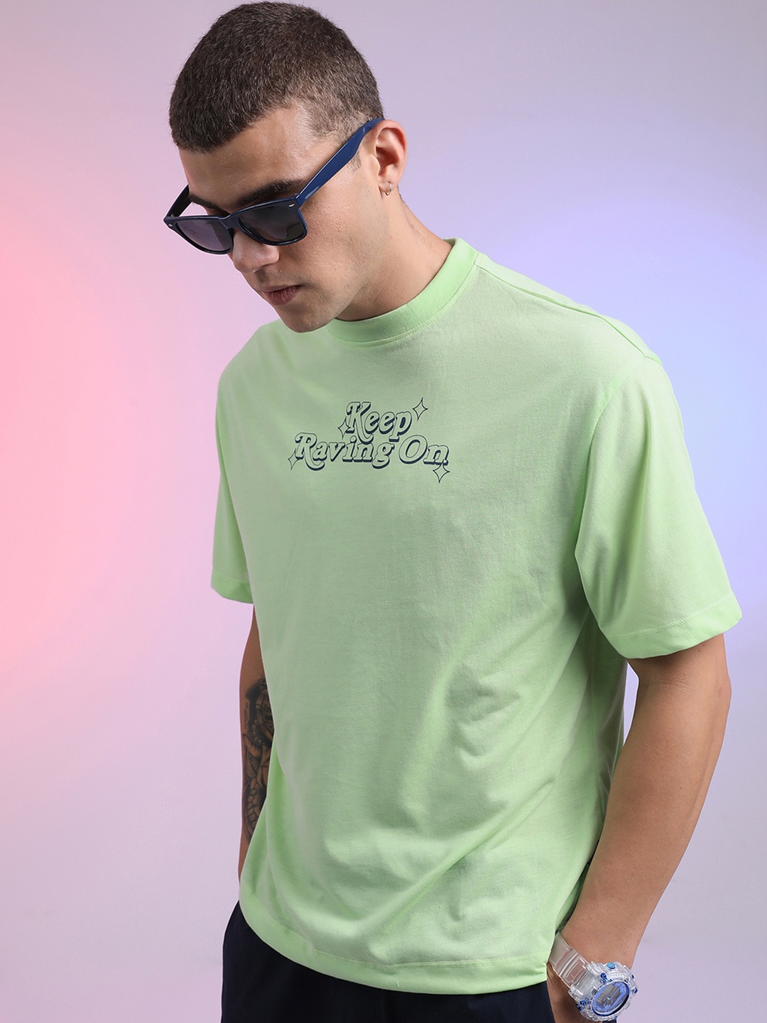 

HIGHLANDER Unisex Graphic Printed Drop-Shoulder Sleeves Oversized Tshirt, Lime green