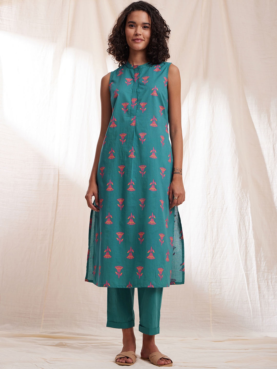 Pink Fort Floral Printed Sleeveless Cotton Kurta, Teal