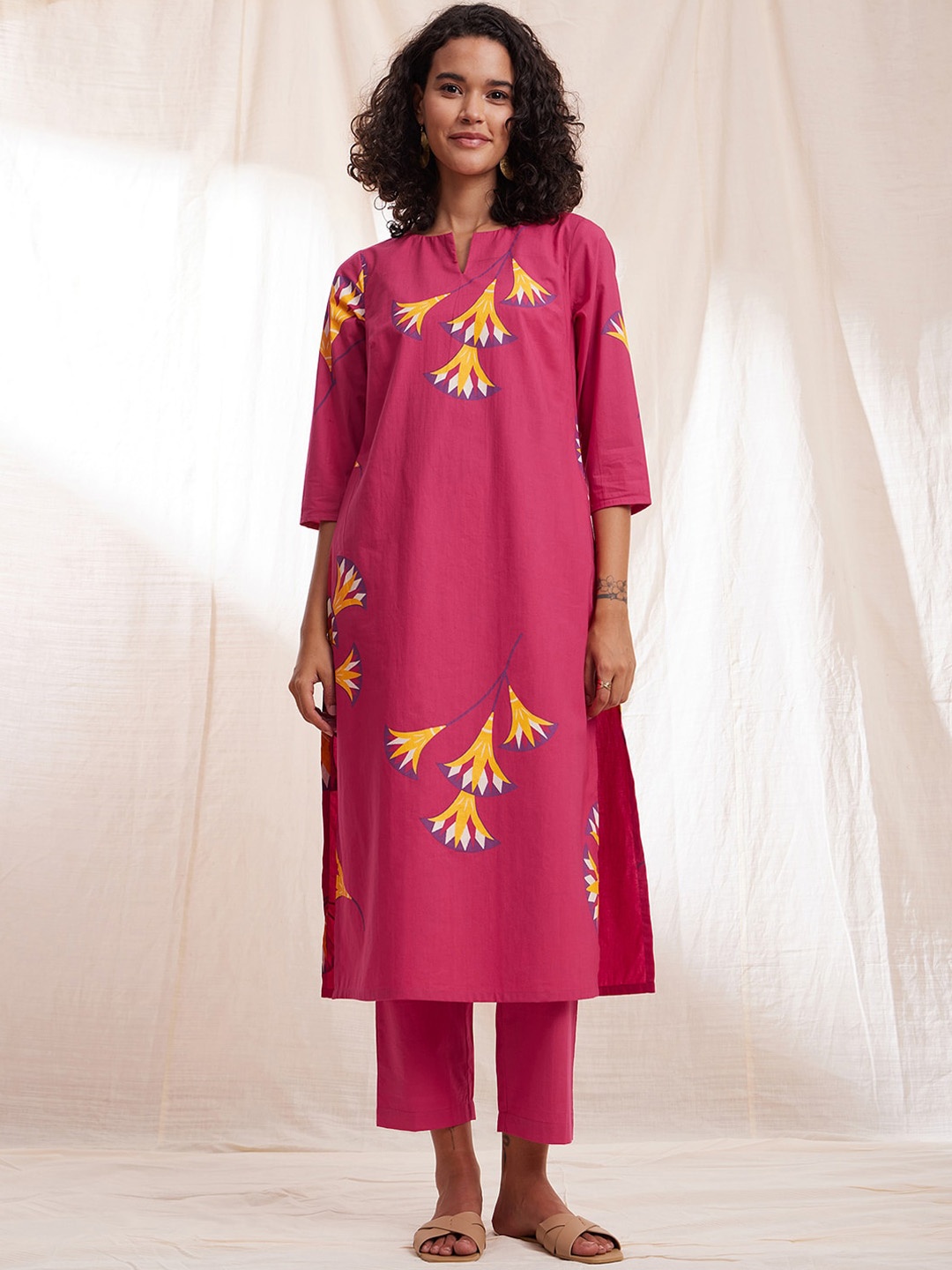 

Pink Fort Floral Printed Cotton Kurta