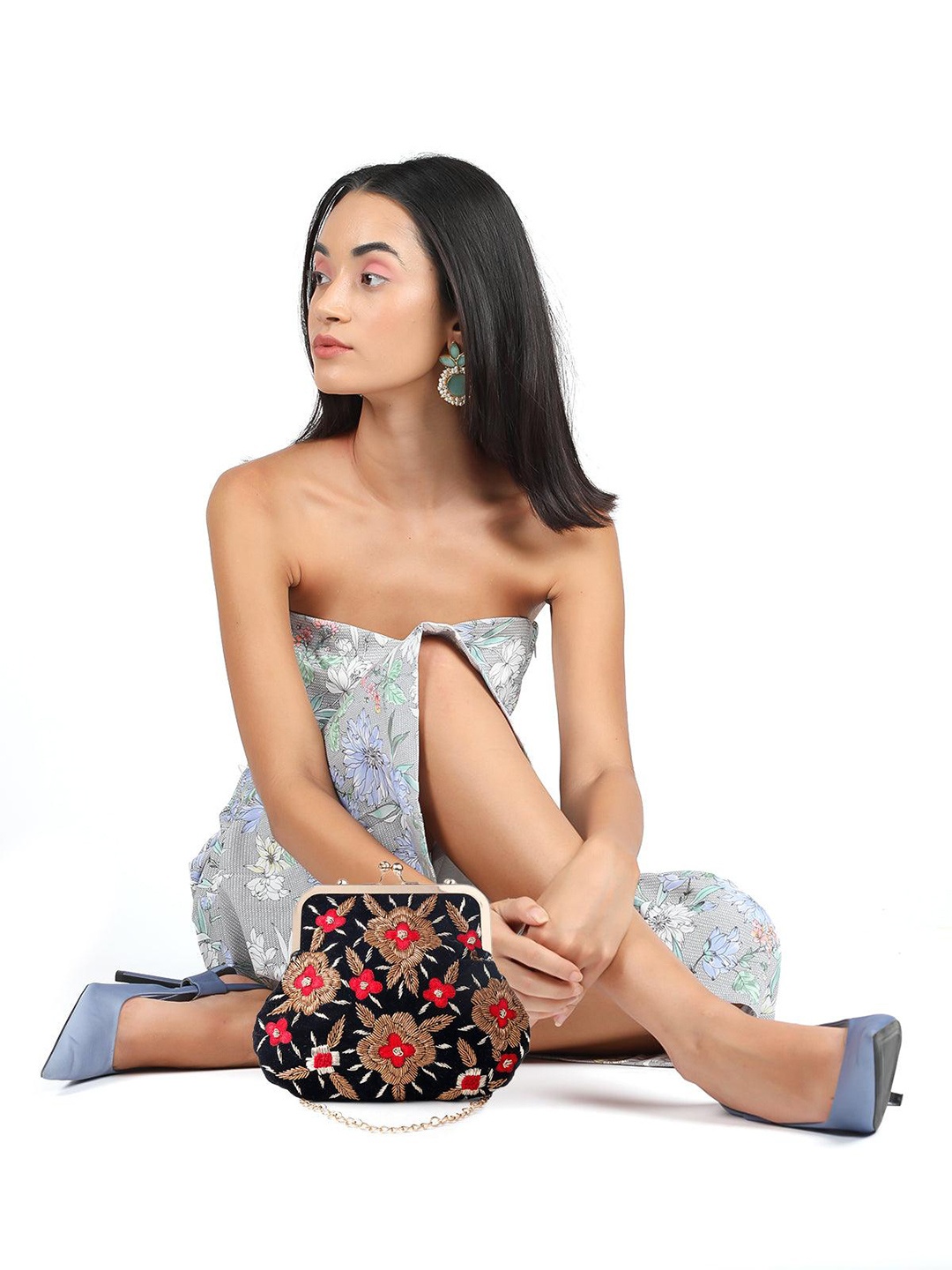 ODETTE Embellished Purse Clutch, Black