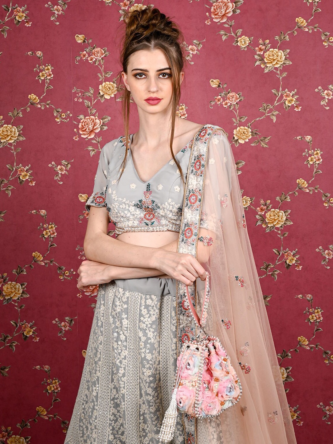 

ODETTE Embellished Potli Clutch, Pink