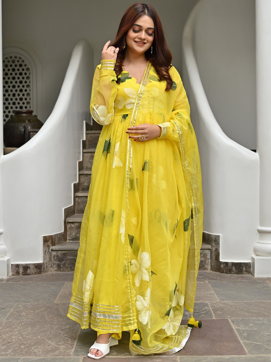 

Lavanya The Label Floral Printed Empire Kurta With Pyjamas & With Dupatta, Yellow