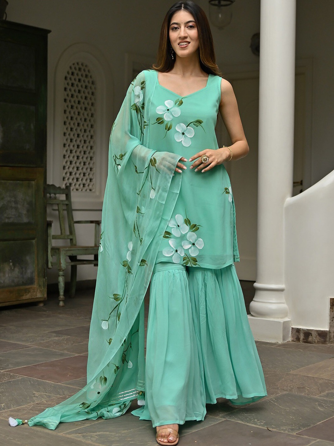 

Lavanya The Label Floral Printed Regular Georgette Kurti With Sharara & Dupatta, Sea green
