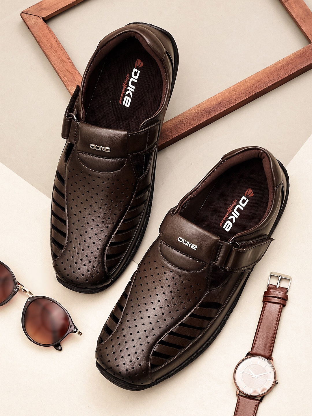

Duke Men Perforated Shoe-Style Sandals, Brown