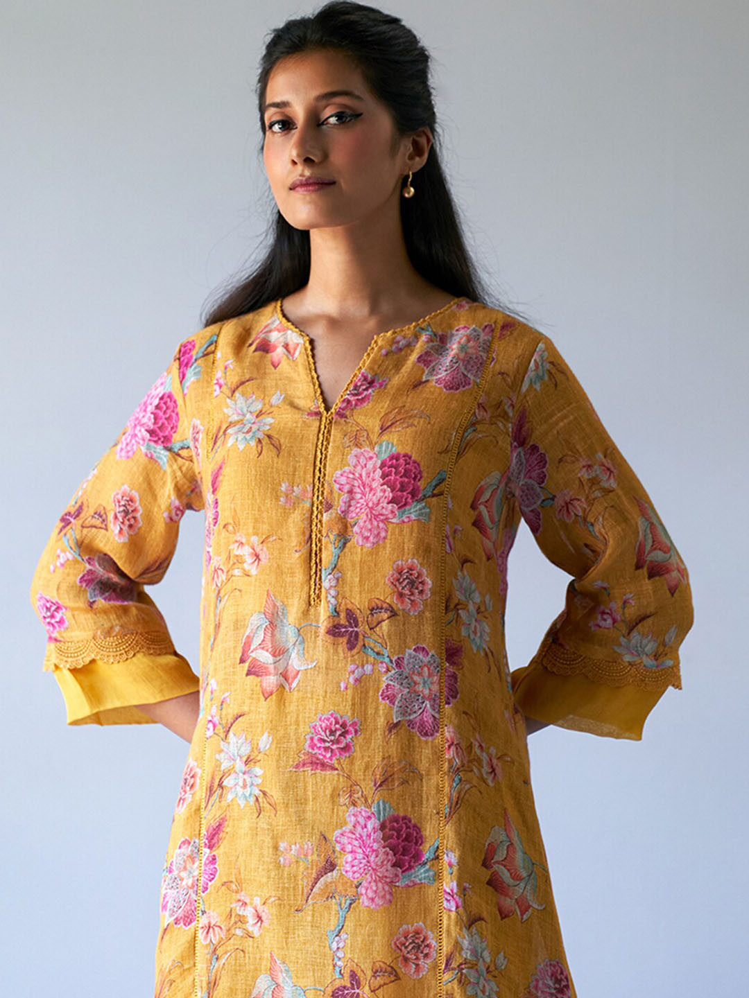 

Ganga Floral Printed Linen Kurta With Palazzos, Mustard