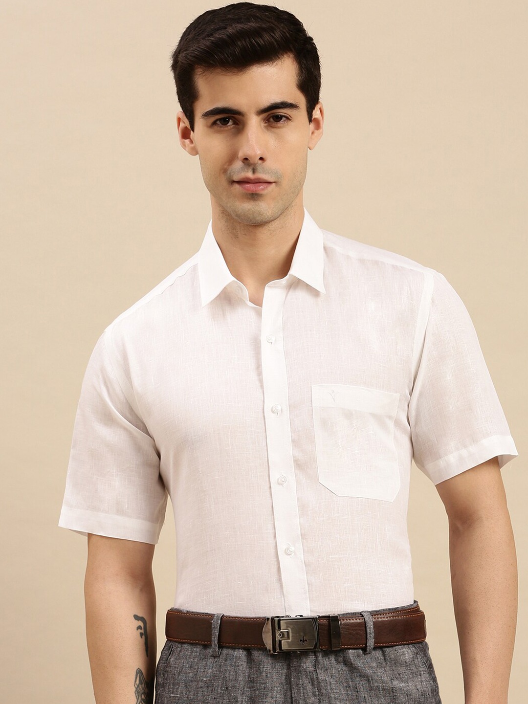 

Ramraj Spread Collar Regular Fit Semi Sheer Cotton Casual Shirt, White